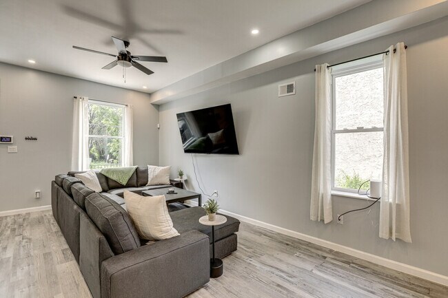 Photo - 5321 Wakefield St Unit ID1386017P