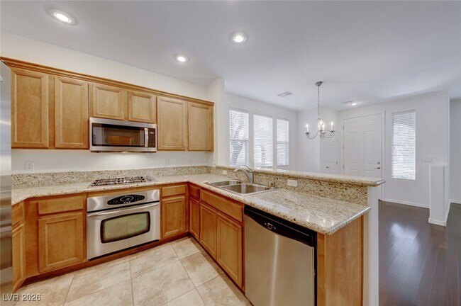 Photo - 1571 Plaza Centre Dr