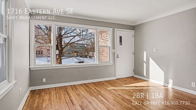 Photo - 1716 Eastern Ave SE