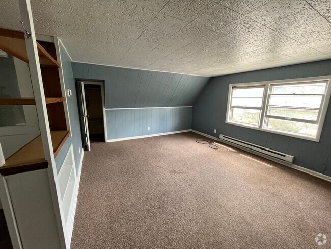 Building Photo - 802-806 Cedar Unit 802 Rental