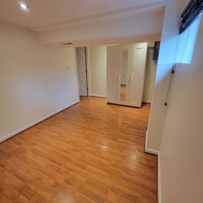 Photo - 1120 Quebec St