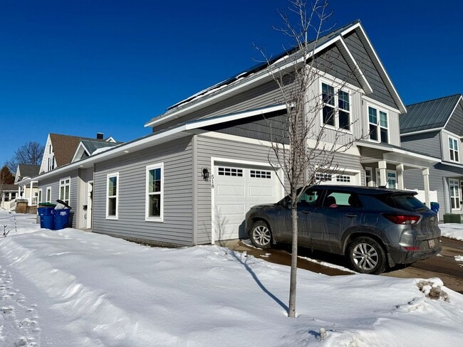 Building Photo - 516-518 W Thomas St Unit #518