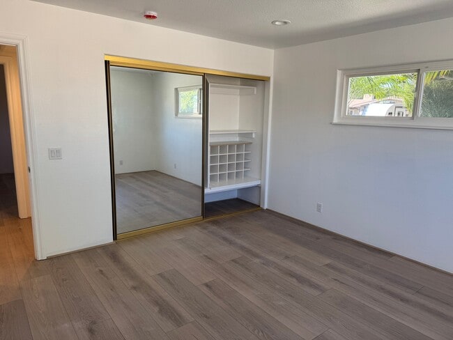 Photo - 2528 Bowdoin Pl