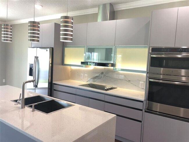 Photo - 1927 Greenbriar Ter