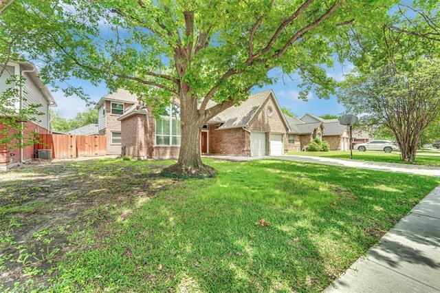 Photo - 340 Clayton St