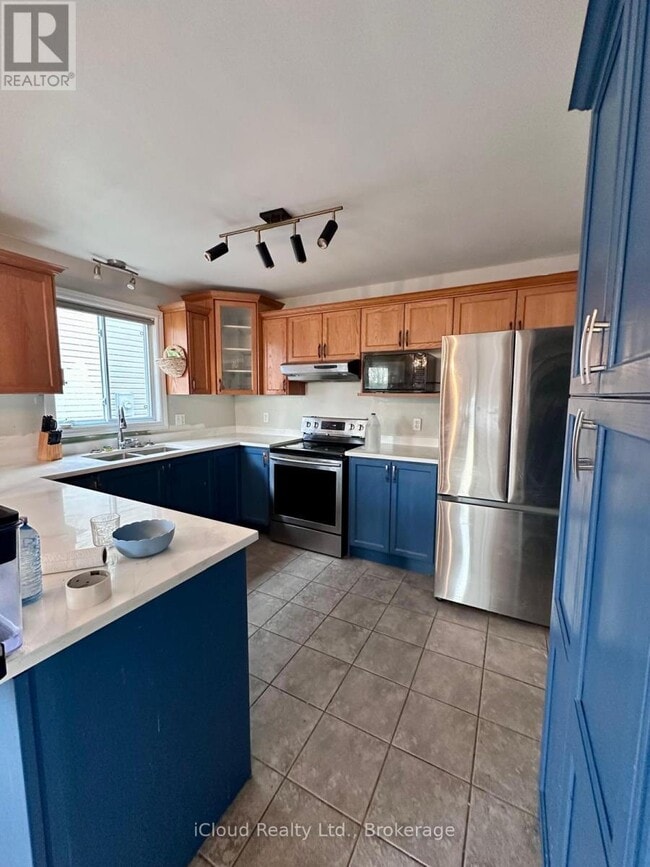 Photo - 1577 Purser St