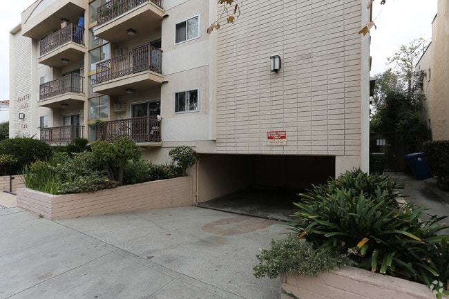 Wooster Arms - Wooster Arms