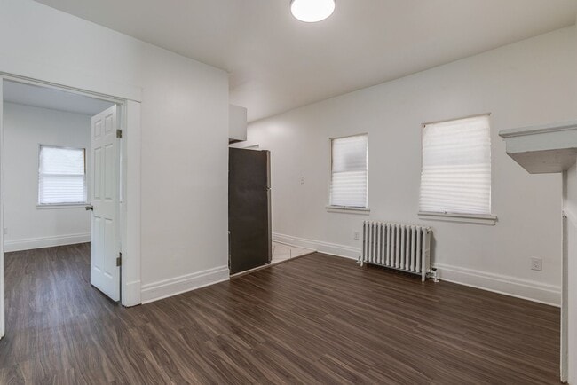 Building Photo - 17 Amanda St Unit Flr 1