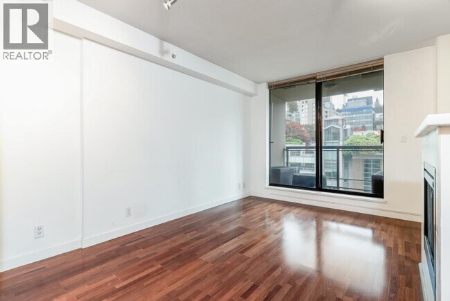 Photo - 538 Smithe St Unit 703