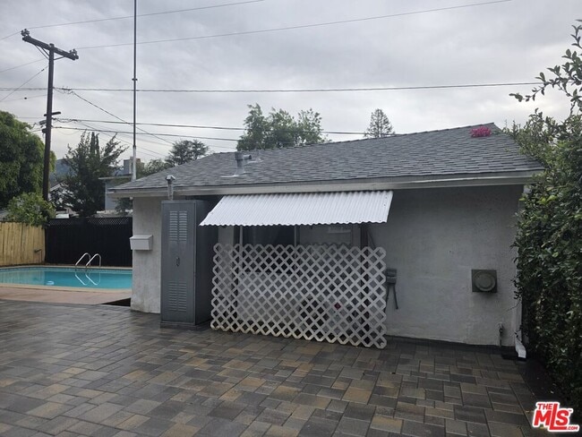 Photo - 4602 Alveo Rd
