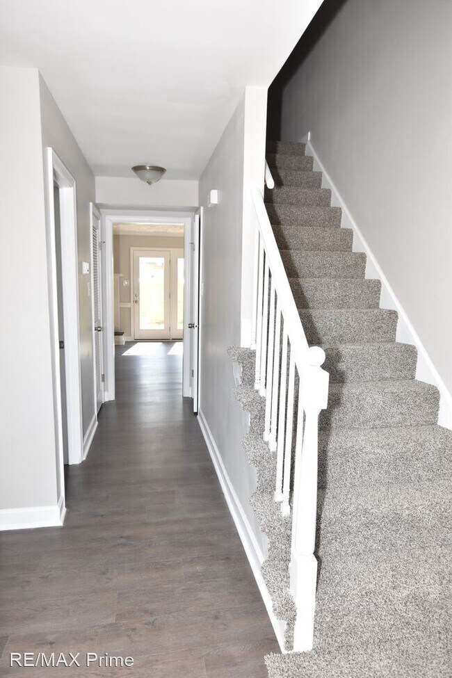 Photo - 3 br, 1.5 bath House - 1825 Hearthside Court