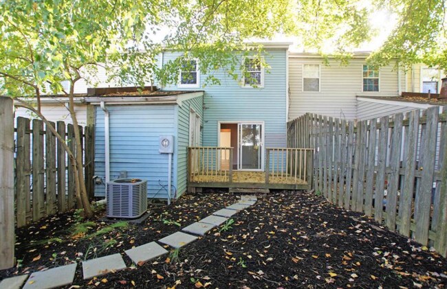 Photo - 90 Village Dr