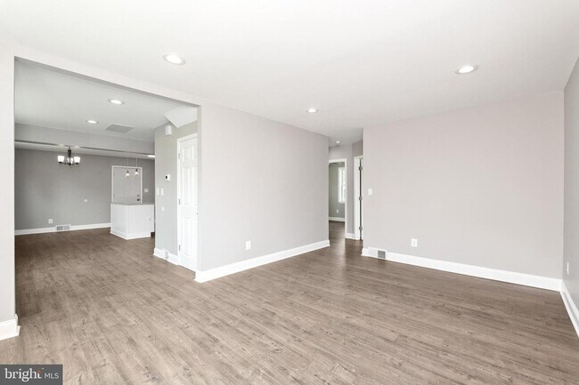 Photo - 7110 Marston Rd