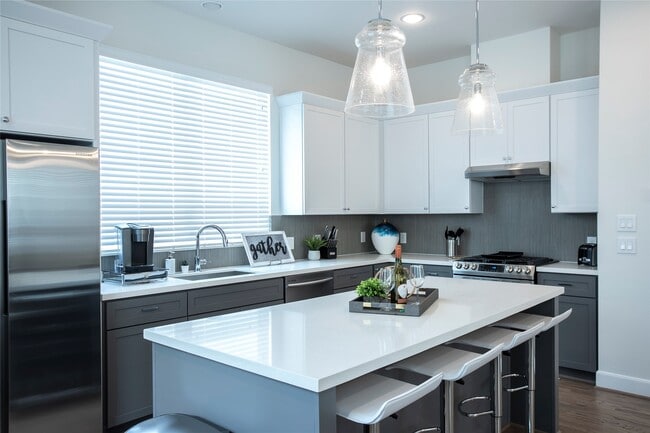 Photo - 2713 Eado Edge Ct