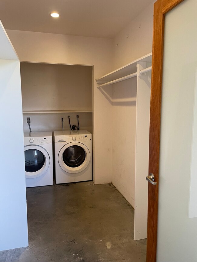 Photo - 116 E Yanonali St Unit e2