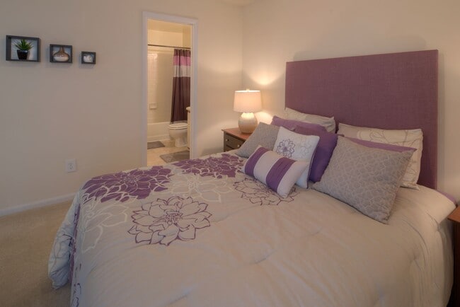 Photo - Ashbrook Apartments