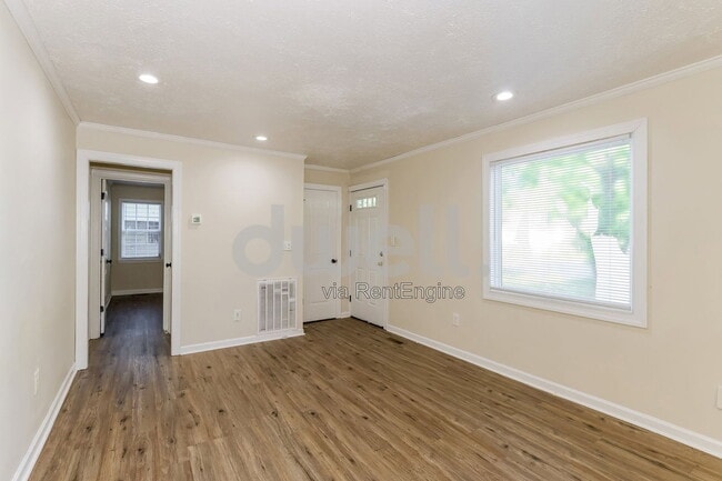 2492 Coleman Ave