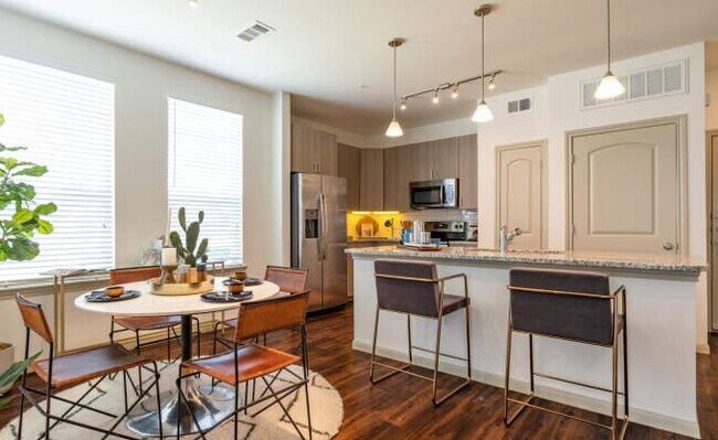 Photo - 2 bedroom in Humble TX 77346 Unit 2047