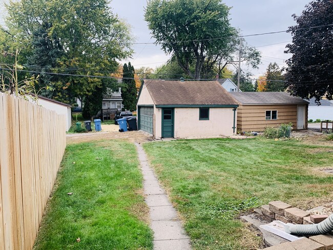 Photo - 1031 27th Ave SE