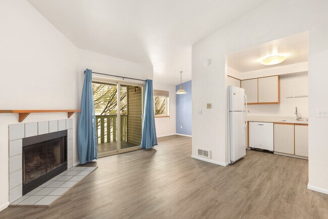 Charming 1 Bedroom Condo in Kenmore with P... - Charming 1 Bedroom Condo in Kenmore with P...