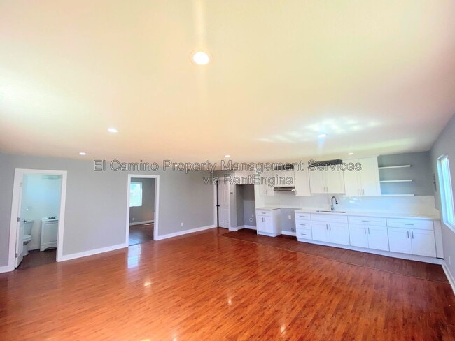 303 N Townsend Ave