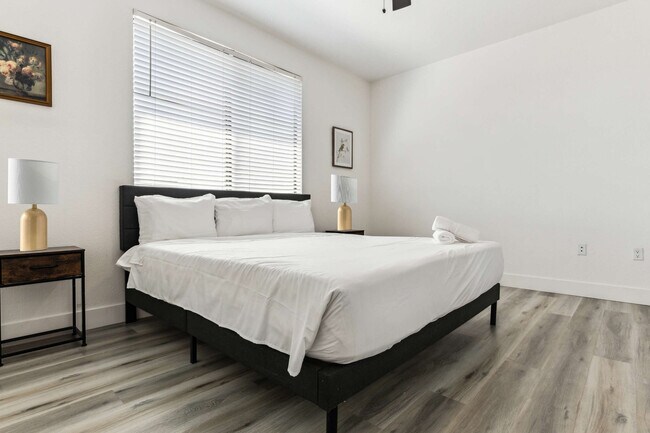 Photo - 6610 N 93rd Ave Unidad ID1055526P