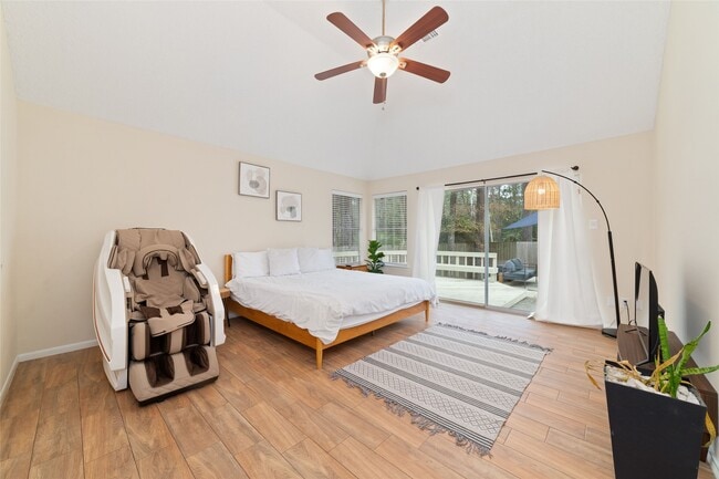 Photo - 36 N Rain Forest Ct