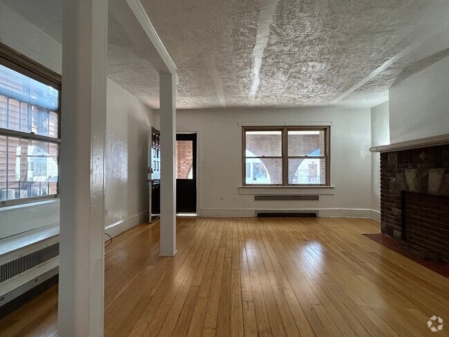 Building Photo - 191 Zerby Ave Unit FrontApt