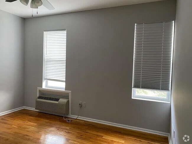 Building Photo - 734 Adams St Rental