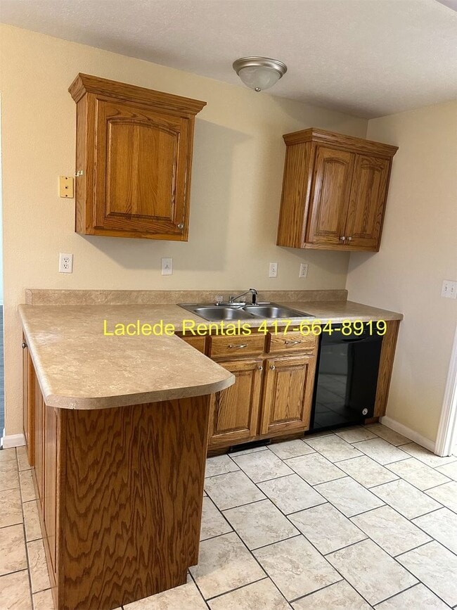 Photo - 3 Bedroom 2 Bathroom Duplex