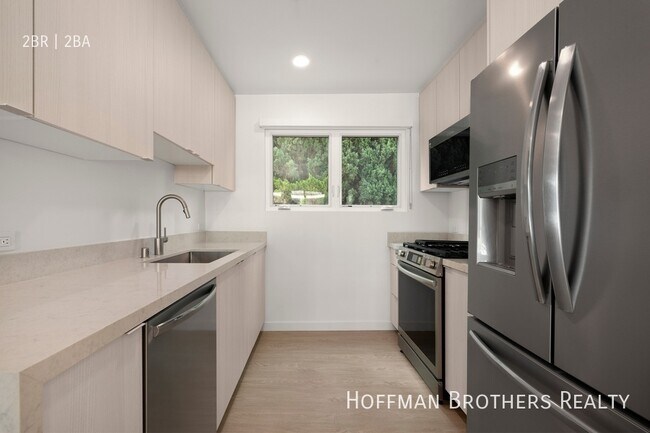 Photo - 847 S Sherbourne Dr Unit 3A