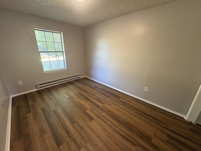 Photo - 1510 W South St