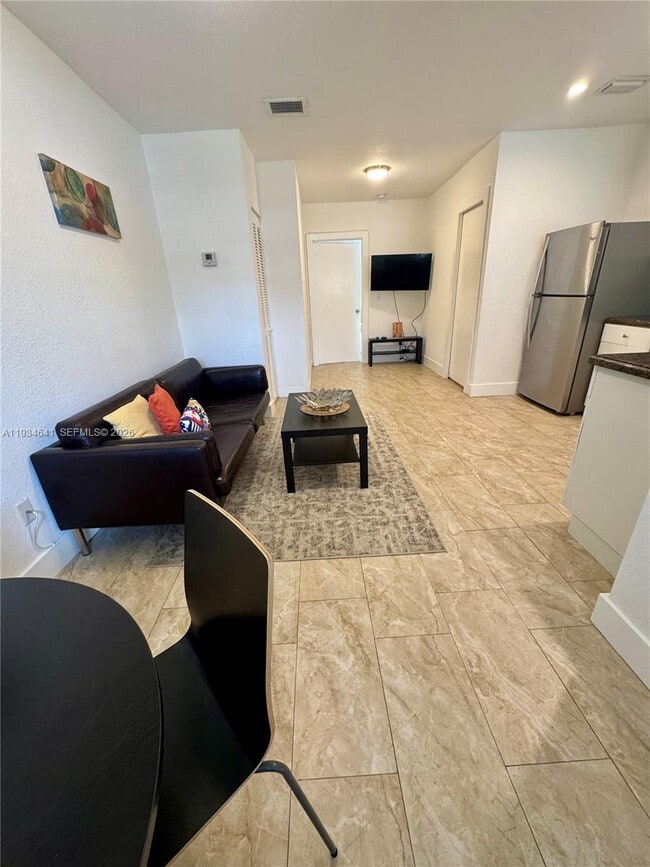 Photo - 1648 Washington St