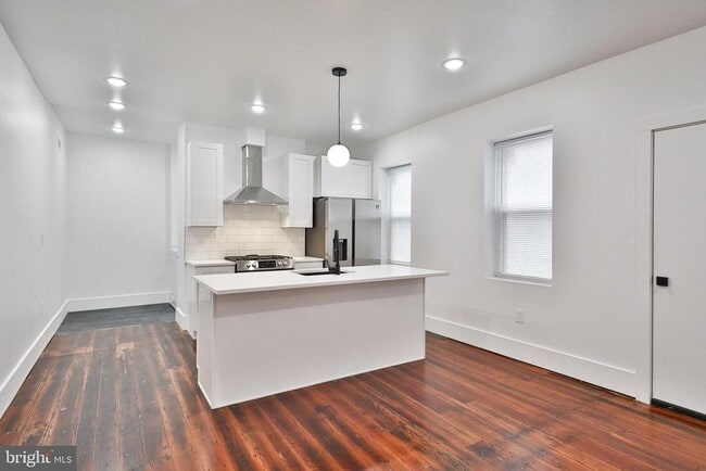 Photo - 1437 N Franklin St Unidad 1