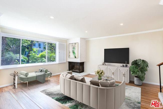 Photo - 910 19th St Condo Unit 11