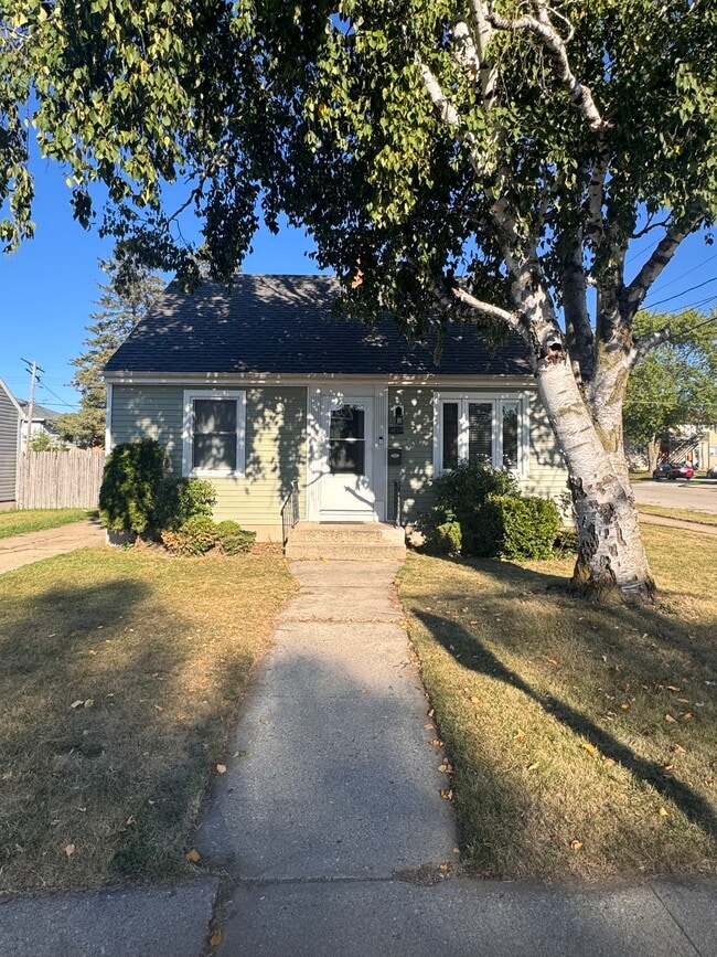 Building Photo - 4057 29th Ave Rental