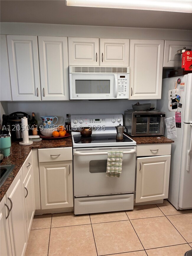 Photo - 215 SW 42nd Ave Unit 603