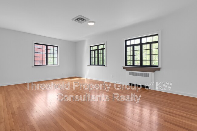 Photo - 451 E Town St Unidad 101