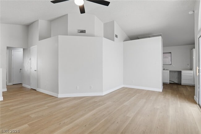 Photo - 6224 Caprino Ave