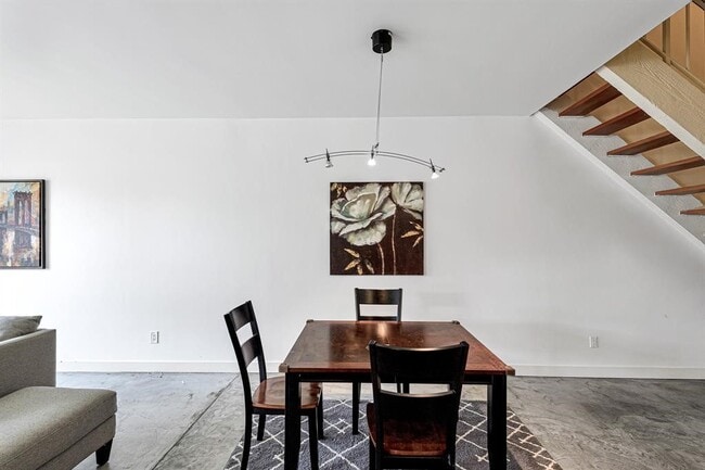 Photo - 5878 Valley Forge Dr Unit 149