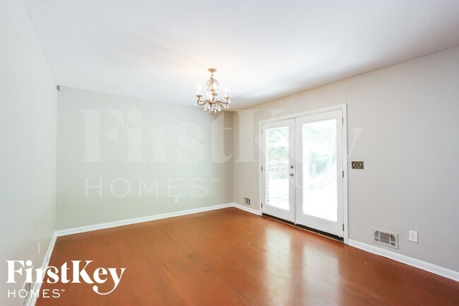 Photo - 2739 Sherlock Dr