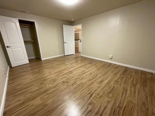 Photo - 1188 Phoenix Ave