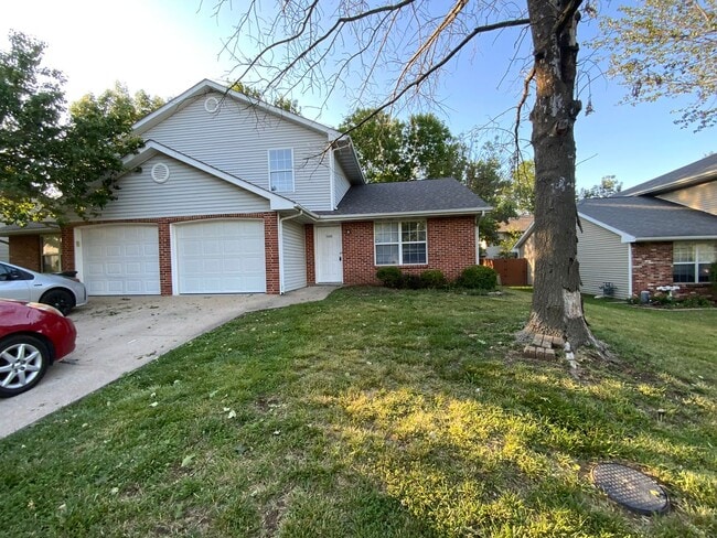 Photo - 3569-3571 Prescott Dr Unit 3569