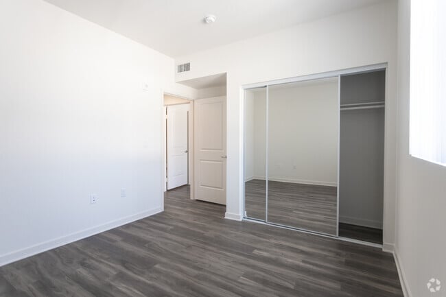 Monte Vista Apartments