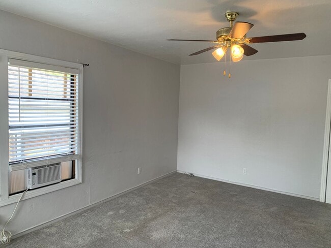 Photo - Cozy Pittsburg Duplex Home!