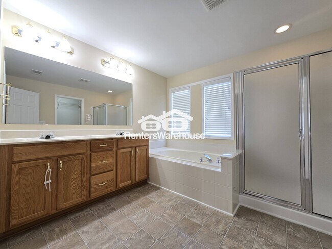 2761 Autumn View Dr