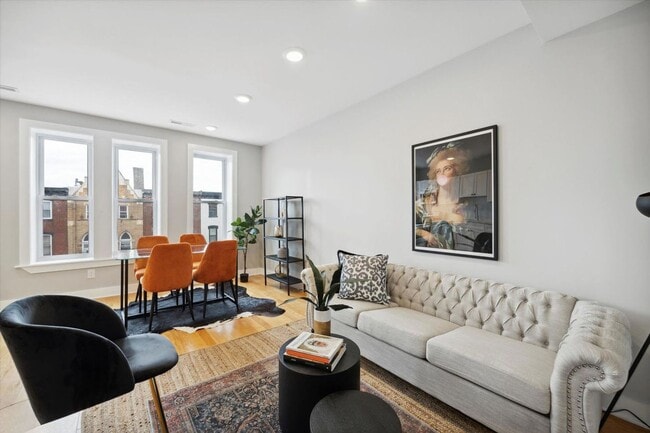 Photo - 2827 W Girard Ave Unit 2