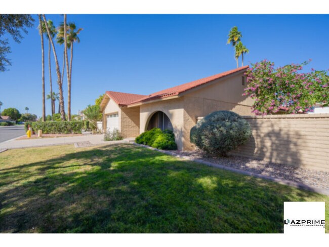 Photo - Thoughtful Finishes and Efficient Layout Make This Stunning 3/2 Tempe residence.