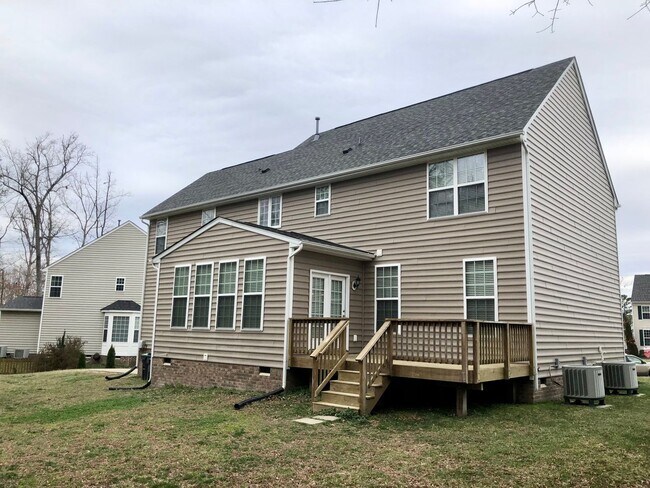 Photo - Sought after Magnolia Green