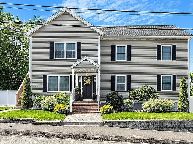 Building Photo - 25 Hopkins St Unit 2